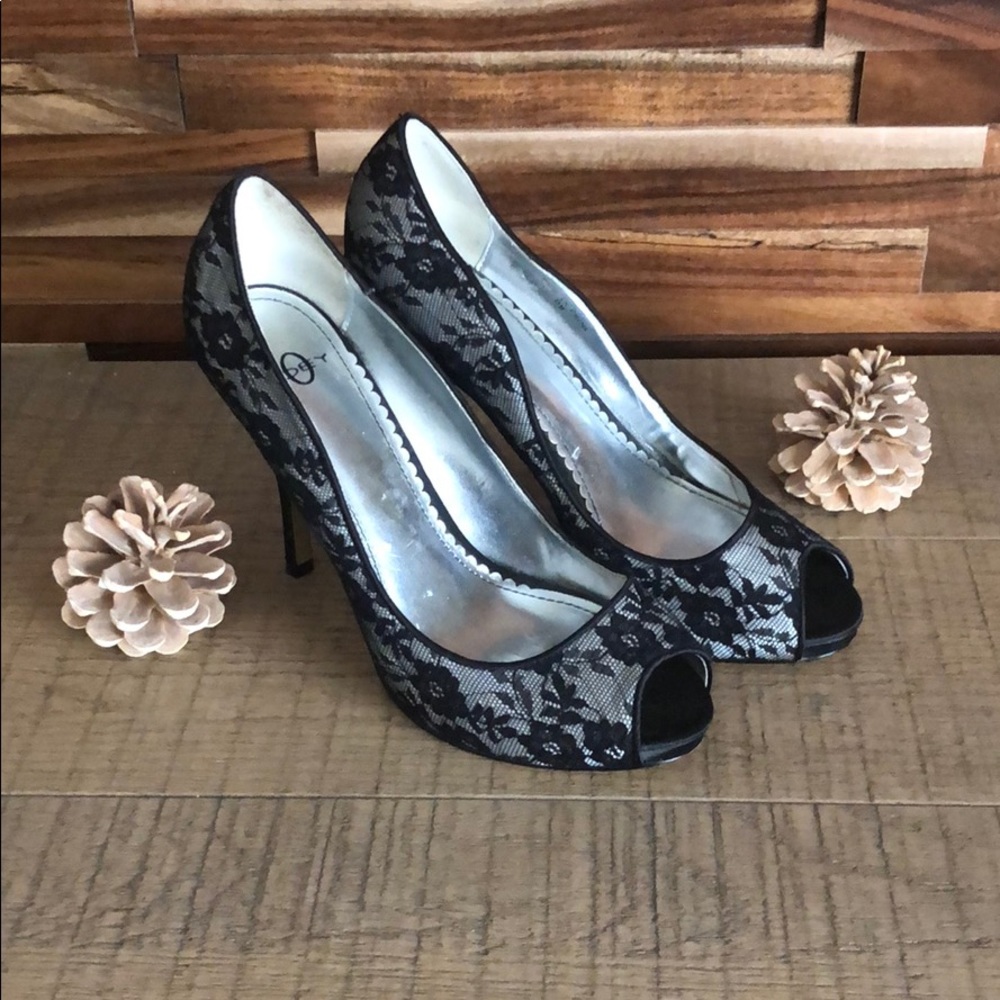 Women’s Dress Shoes